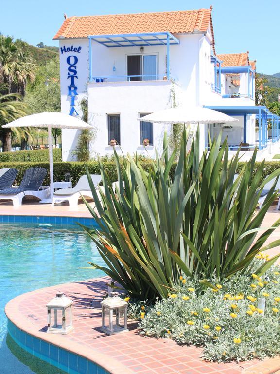 Apartahotel Ostria 3*